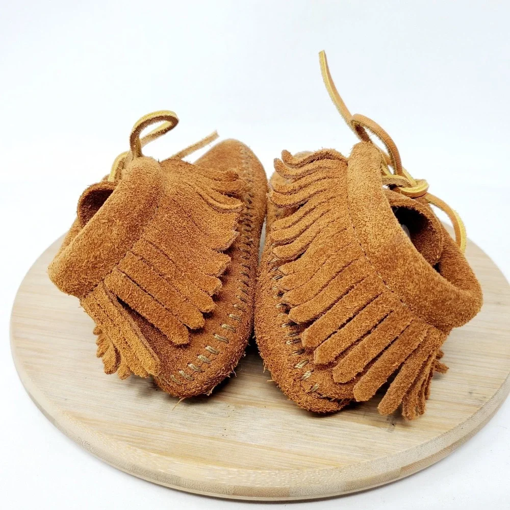 Minnetonka Softsole Bootie Kids 8 Brown Suede Fringe Minimalist Mocassin Shoes